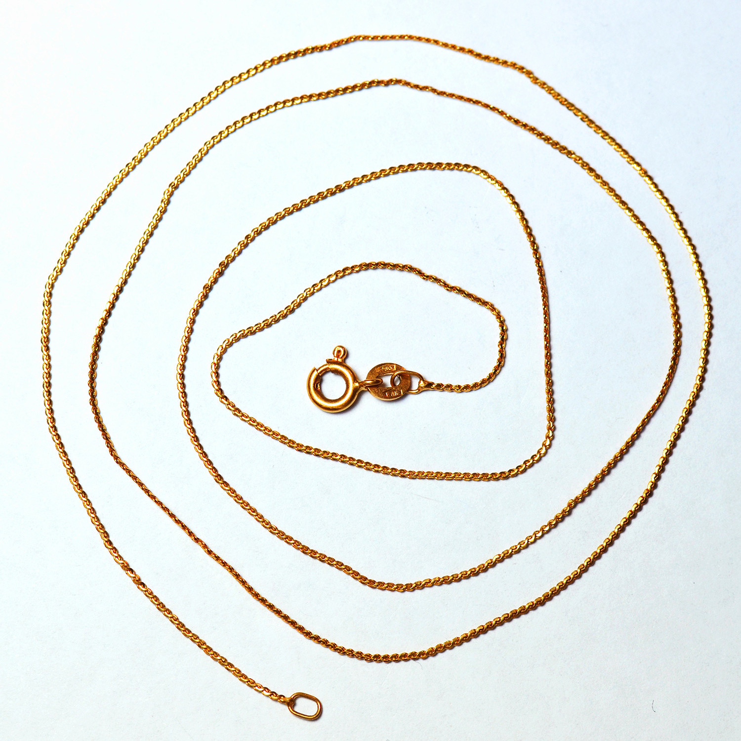 18ct Gold Serpentine Chain