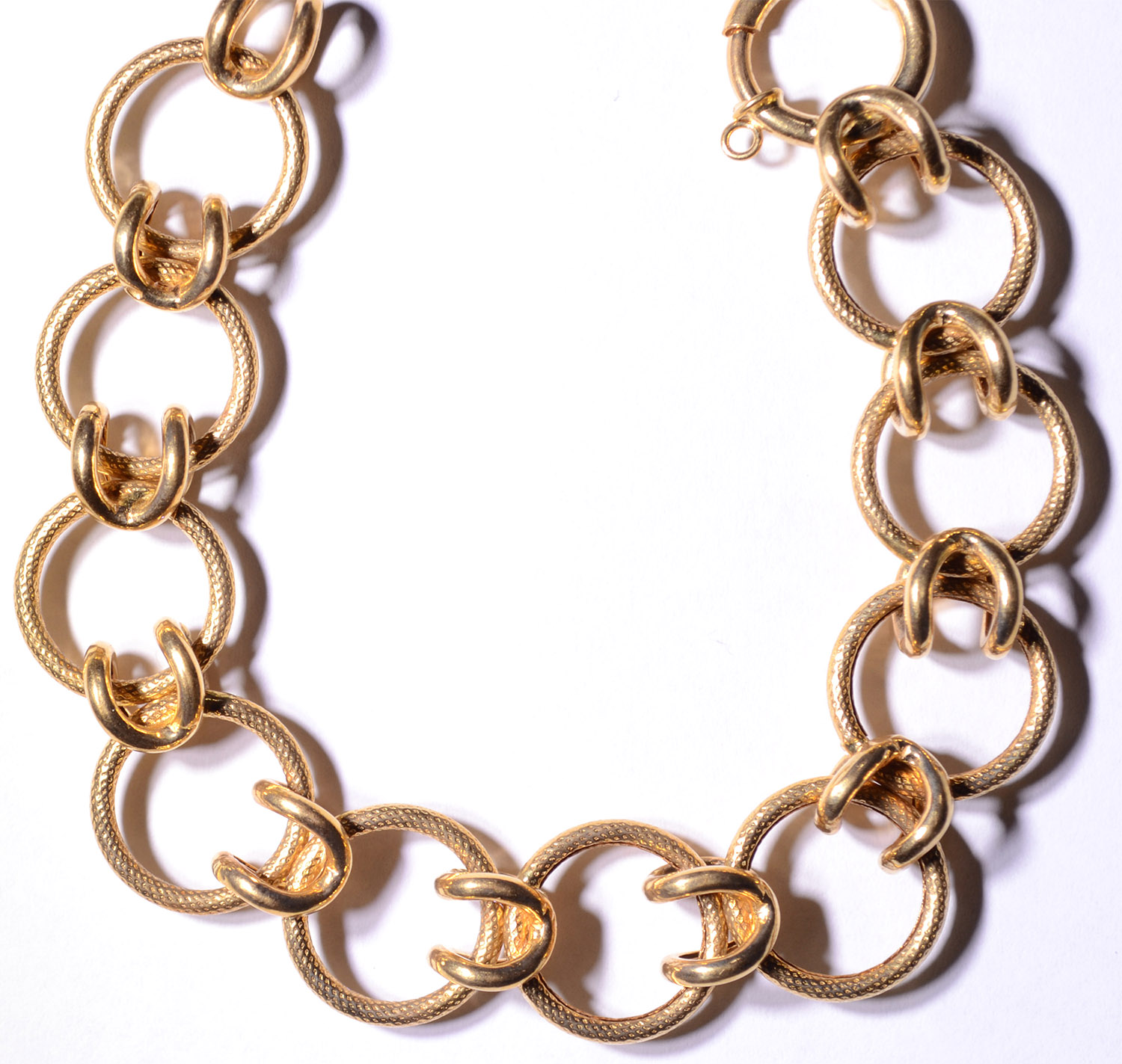 18ct Solid Gold Bracelet Circular Links 13.9gram