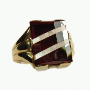 9kt Gold Mens Ring with Synthetic Ruby